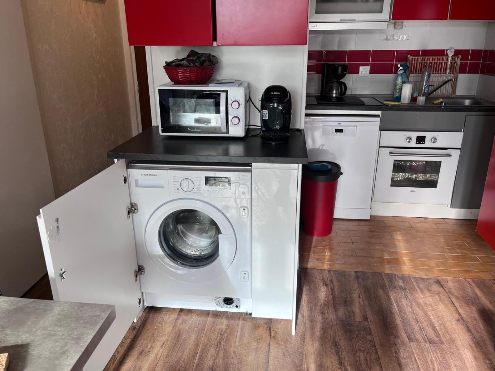 Apartment Le Petit Nid, T2 Rez De Jardin Avec Parking - Et Commerces A 15 A Pied